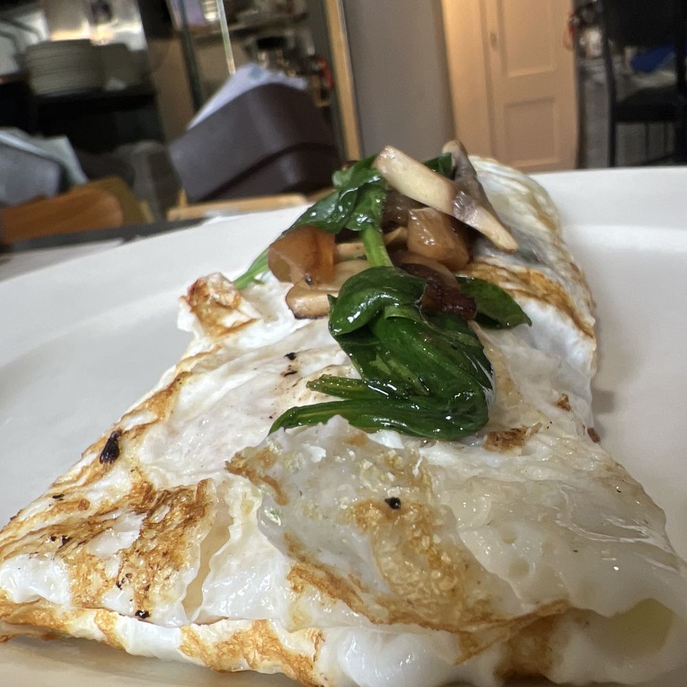 Parkway Cafe - Spinach onion and mushroom omelette - Coffee & Tea Near Me - Scarsdale, New York Parkway Cafe - Spinach onion and mushroom omelette - Coffee & Tea Near Me - Scarsdale, New York