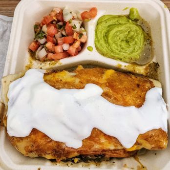 Llama Fusion - Wet Burrito w/pollo asado. No carne asada available. Ginormous, ate only a third ($15, 4/2/25). - Food Trucks Near Me - Kirkland, Washington