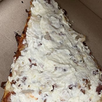 Kersey Pizza - Chicken bacon and cream cheese pizza - Pizza Near Me - Kersey, Colorado