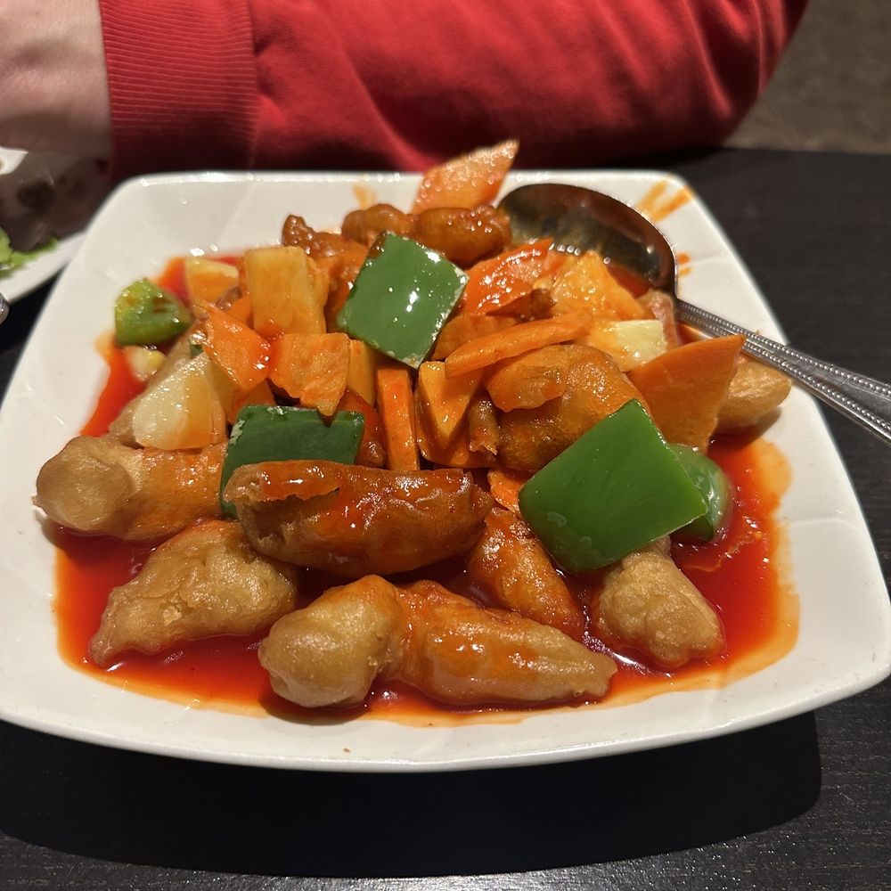 Bo Lings - Sweet and Sour Chicken - Chinese Near Me - Overland Park, Kansas Bo Lings - Sweet and Sour Chicken - Chinese Near Me - Overland Park, Kansas