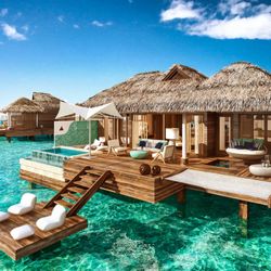 Total Experience Travel - Over-the-water-bungalow - ALL INCLUSIVE LUXURY at its best!