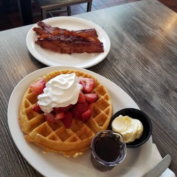 Biscuits Cafe - Strawberry waffle side of bacon - Breakfast & Brunch Near Me - Peoria, Arizona