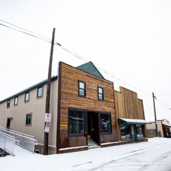 The Treeline House - Treeline Hostel building