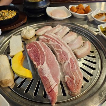 Ham Ji Bak Korean BBQ - 함지박 돼지갈비 BBQ - Korean Near Me - Carrollton, Texas