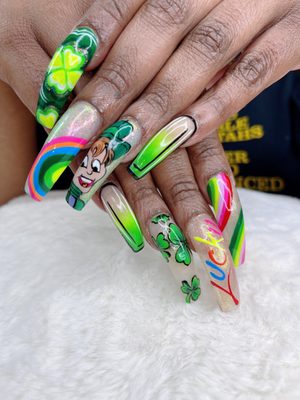 Han's Nails