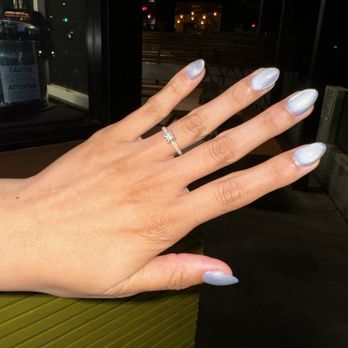 Red Polish - Cat eye nails - Nail Salons Near Me - Los Angeles, California