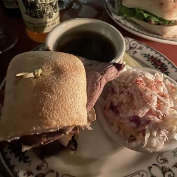 Dobbin House Tavern - Dobbin 's Hot Beef Sandwich - Bars Near Me - Gettysburg, Pennsylvania Dobbin House Tavern - Dobbin 's Hot Beef Sandwich - Bars Near Me - Gettysburg, Pennsylvania