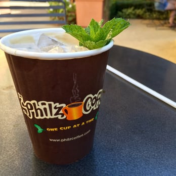 Philz Coffee - Cooling down with a mint mojito - Coffee & Tea Near Me - Pasadena, California