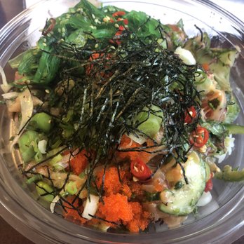 Pokeworks - Spicy salmon/tuna over white rice with all the veggies, masago, nori, seaweed salad, Thai chili and jalapeños. Very fresh and very tasty! - Poke Near Me - Flushing, New York Pokeworks - Spicy salmon/tuna over white rice with all the veggies, masago, nori, seaweed salad, Thai chili and jalapeños. Very fresh and very tasty! - Poke Near Me - Flushing, New York