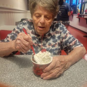 Bruster's Real Ice Cream - Turtle - Desserts Near Me - Scottsdale, Arizona