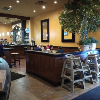 Galo's Italian Grill - Dining area - Italian Near Me - Richmond, Indiana