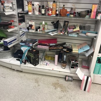 Winners - Women's Clothing Near Me - Toronto, Ontario Winners - Women's Clothing Near Me - Toronto, Ontario