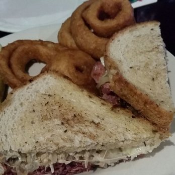 Finley's Irish Pub & Eatery - Reubens and onion rings - American Near Me - Largo, Florida Finley's Irish Pub & Eatery - Reubens and onion rings - American Near Me - Largo, Florida