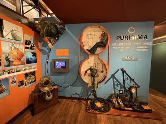 Santa Barbara Maritime Museum by null