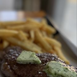 Creme De La Crepe - Long Beach - Steak frites