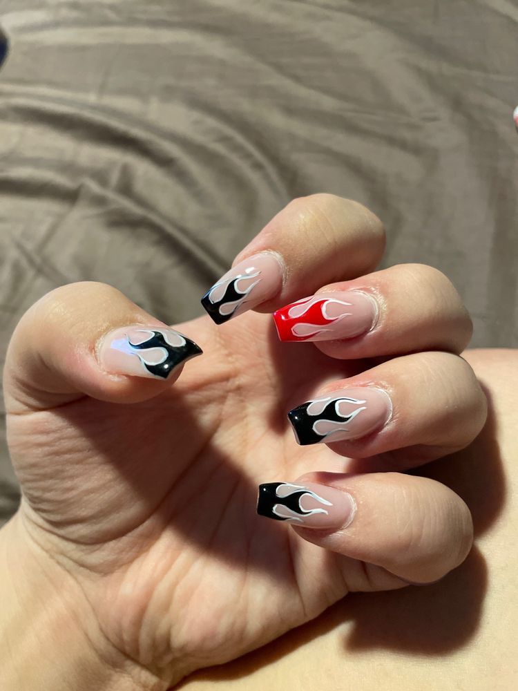 Angel Nails Image