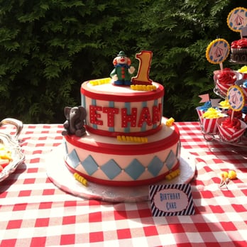 Chocolate Carousel - Circus cake! - Bakeries Near Me - Wall, New Jersey