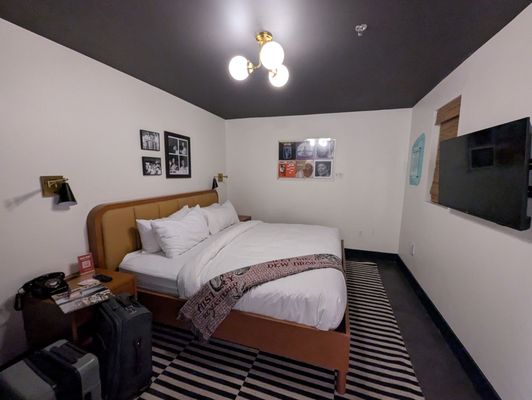 Dew Drop Inn Hotel & Lounge by null