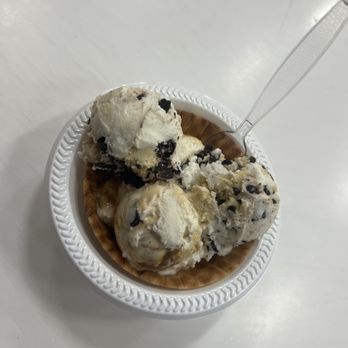 Cali Cream - Two Double Flavor Ice Cream in a Cup - Ice Cream & Frozen Yogurt Near Me - San Diego, California