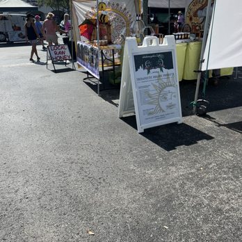 Pine Ridge Road Farmers Market - a sign for sale - Farmers Market Near Me - Naples, Florida Pine Ridge Road Farmers Market - a sign for sale - Farmers Market Near Me - Naples, Florida