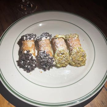 Rocco's - Cannolis - Wine Bars Near Me - Austin, Texas