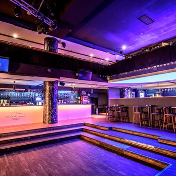 Retro Music Hall - Dance Clubs Near Me - Prague, Puerto Rico