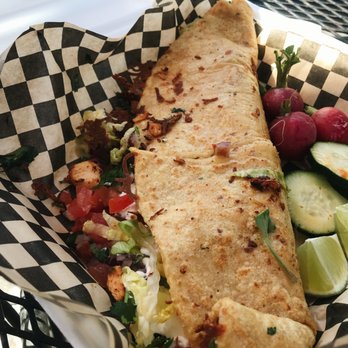 Mamacitas - Super quesadilla. - Food Trucks Near Me - Mountain View, California