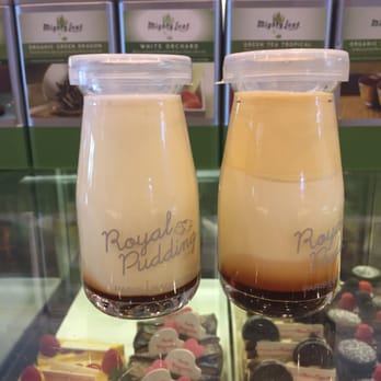 Paris Baguette - Royal pudding (regular- left, mango- right) - Coffee & Tea Near Me - Milpitas, California