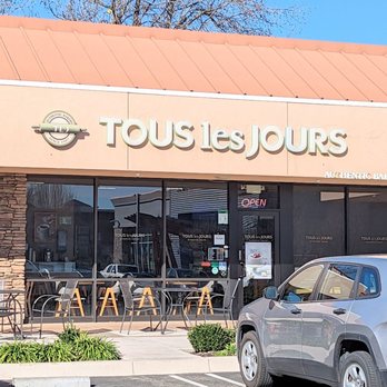 Tous Les Jours - Outside - Bakeries Near Me - Dublin, California Tous Les Jours - Outside - Bakeries Near Me - Dublin, California