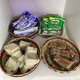 snacks snacks