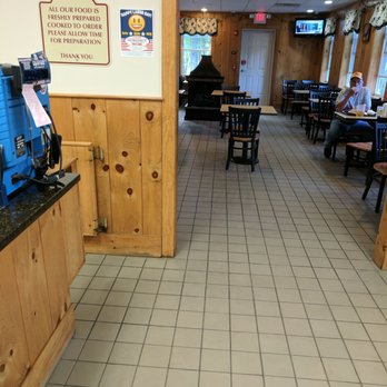 Duguays Chicken & Seafood - View from counter to dining room. - Seafood Near Me - Gardner, Massachusetts