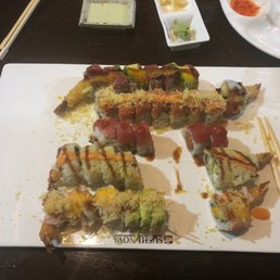 5 rolls of sushi 5 rolls of sushi