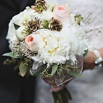 The Centerpiece Floral Design - www.thecenterpieceflowers.com - Wedding Planning Near Me The Centerpiece Floral Design - www.thecenterpieceflowers.com - Wedding Planning Near Me
