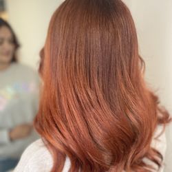 Bon Salon by Yazi