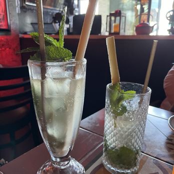Havana 1957 - Non alcoholic mojito and classic mojito - Cuban Near Me - Miami Beach, Florida Havana 1957 - Non alcoholic mojito and classic mojito - Cuban Near Me - Miami Beach, Florida