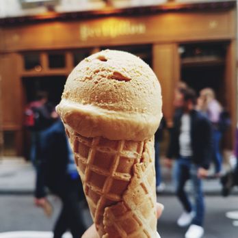 Berthillon - Salted Butter Caramel - Ice Cream & Frozen Yogurt Near Me - Paris, 75 Berthillon - Salted Butter Caramel - Ice Cream & Frozen Yogurt Near Me - Paris, 75
