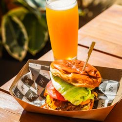 Harland Brewing - Scripps Ranch - Harland Smash Burger - Special sauce, caramelized onions, American cheese, tomato, iceberg lettuce, brioche bun $12