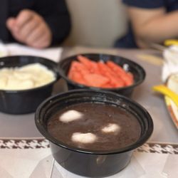 Metro Hong Kong Dessert - Red Bean Soup with Tang Yuan