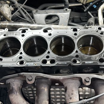 King Leo's Auto Sale - 2004 Mitsubishi outlander, engine block - Auto Repair Near Me - Pompano Beach, Florida King Leo's Auto Sale - 2004 Mitsubishi outlander, engine block - Auto Repair Near Me - Pompano Beach, Florida