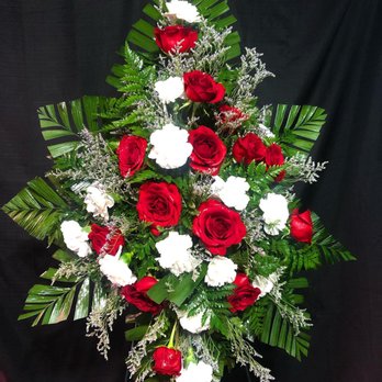 Fancy Pants Floral - Tailored sympathy spray - Florists Near Me - Robstown, Texas Fancy Pants Floral - Tailored sympathy spray - Florists Near Me - Robstown, Texas