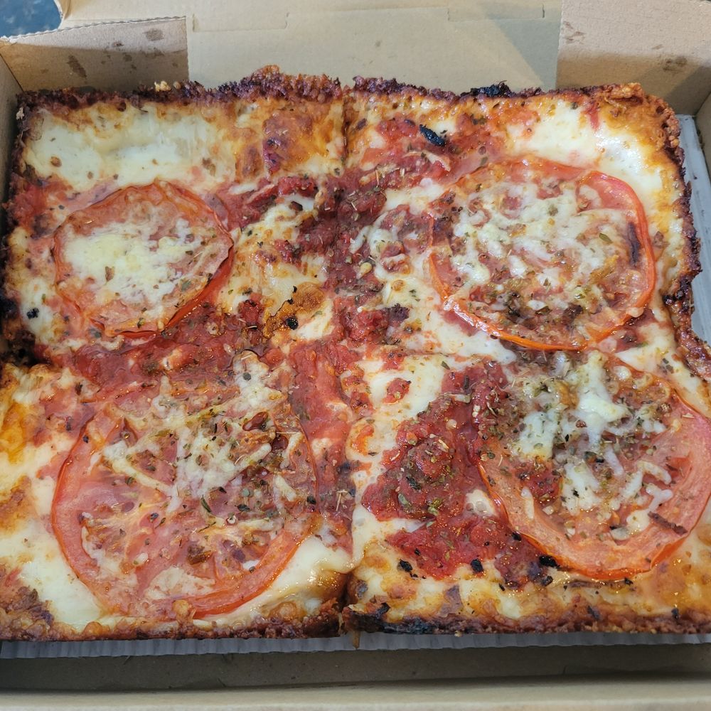 Fuji & Vi's - Margherita - Pizza Near Me - Pasadena, California Fuji & Vi's - Margherita - Pizza Near Me - Pasadena, California