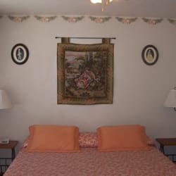 Cedar Lodge Motel - King bedrooms