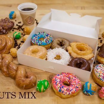 Donut Palace - Plz come to select donut mix in Donut Palace at location UTSA blvd , 210 444 9257 . - Donuts Near Me - San Antonio, Texas Donut Palace - Plz come to select donut mix in Donut Palace at location UTSA blvd , 210 444 9257 . - Donuts Near Me - San Antonio, Texas