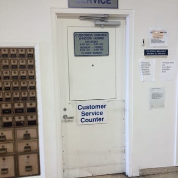 US Post Office - The door - Post Offices Near Me - Stockton, California