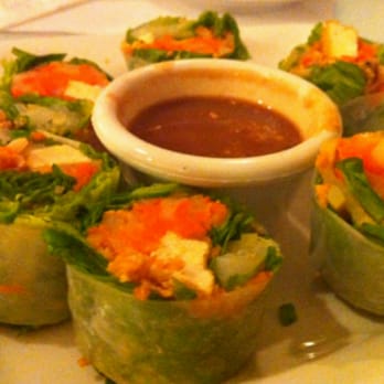 Loving Hut - Heaven Rice Rolls with peanut sauce not hoisin - Vegan Near Me - Phoenix, Arizona Loving Hut - Heaven Rice Rolls with peanut sauce not hoisin - Vegan Near Me - Phoenix, Arizona