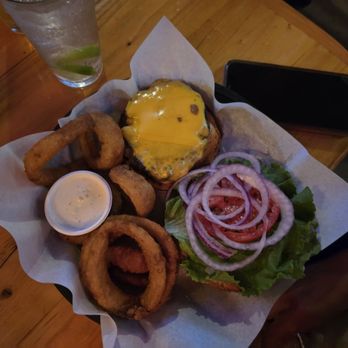 Bill's Place Bar & Grill - Burger - Bars Near Me - Wheatland, California