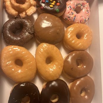 Heavenly Donuts - Mixed dozen (including 1 cream filled) - Donuts Near Me - Joplin, Missouri