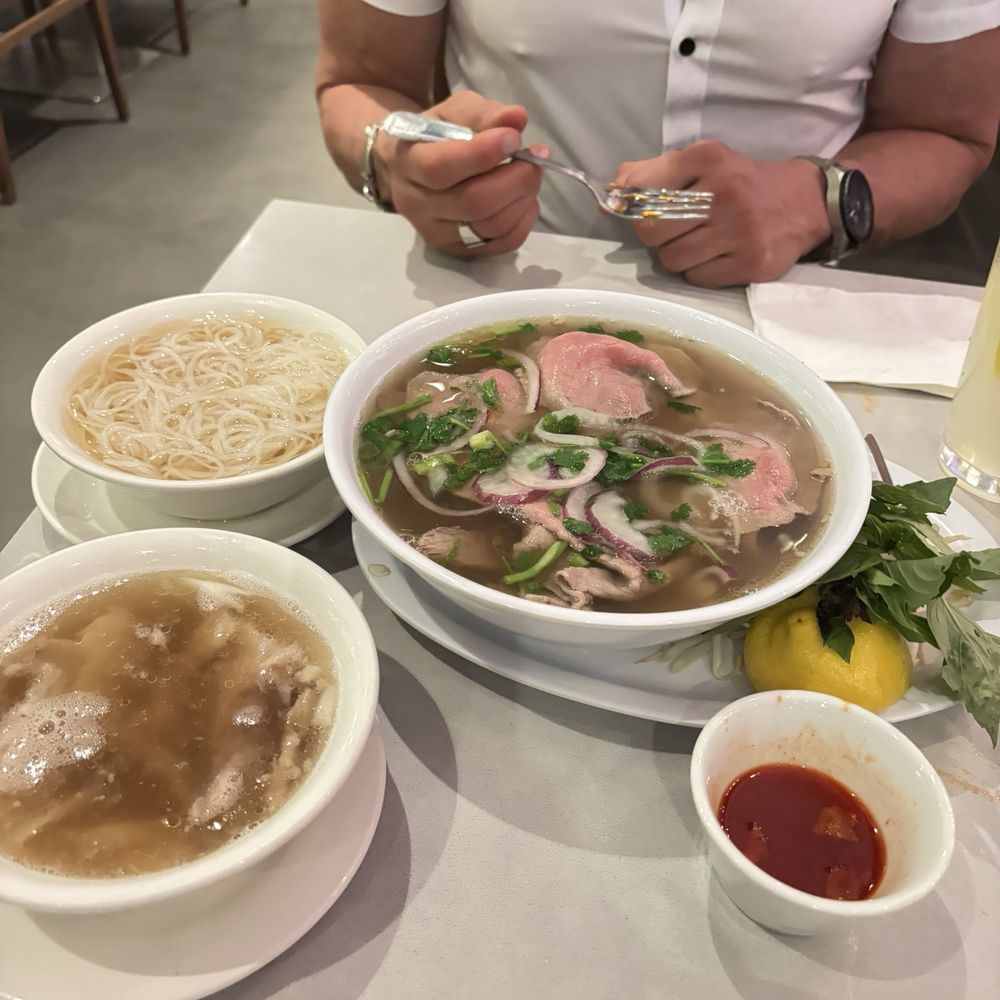 Pho Kim Long - Vietnamese Near Me - Las Vegas, Nevada