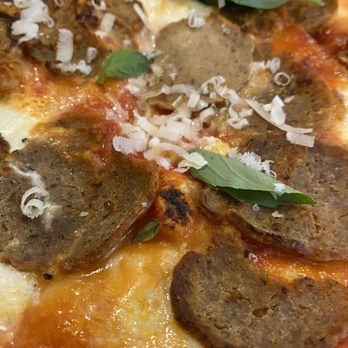 Puglia Pizzeria - Margherita Verace 16" w/ meatballs - Pizza Near Me - Southbury, Connecticut Puglia Pizzeria - Margherita Verace 16" w/ meatballs - Pizza Near Me - Southbury, Connecticut
