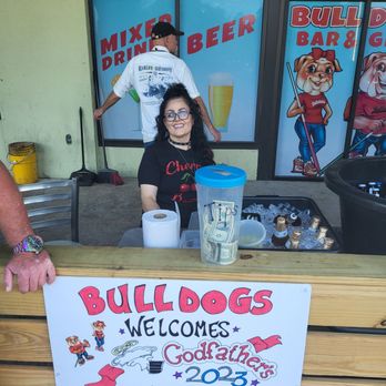 Bulldogs Bar & Grill - a woman behind the counter - Bars Near Me - Macon, Georgia Bulldogs Bar & Grill - a woman behind the counter - Bars Near Me - Macon, Georgia